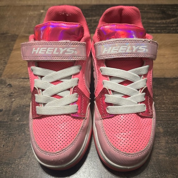 Heely’s Plus X2 Lighted Wheeled Shoes - Picture 3 of 9